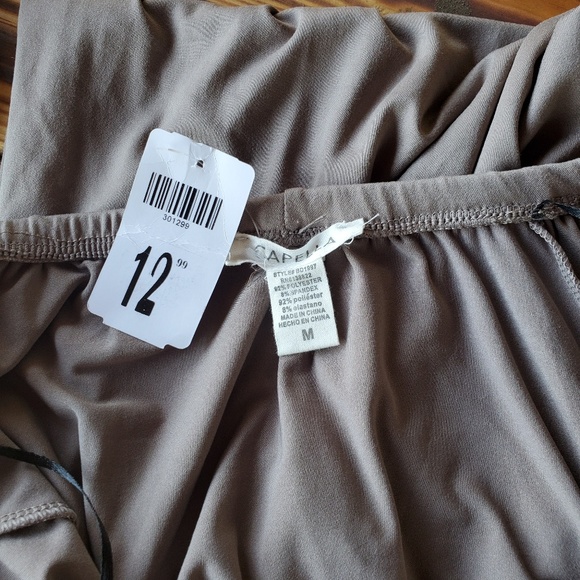 Off the shoulder dress - Picture 2 of 2